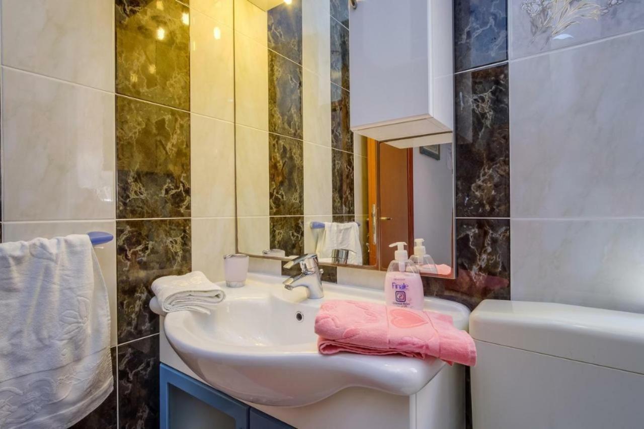 Aquamare Hotel Mali Losinj Exterior photo